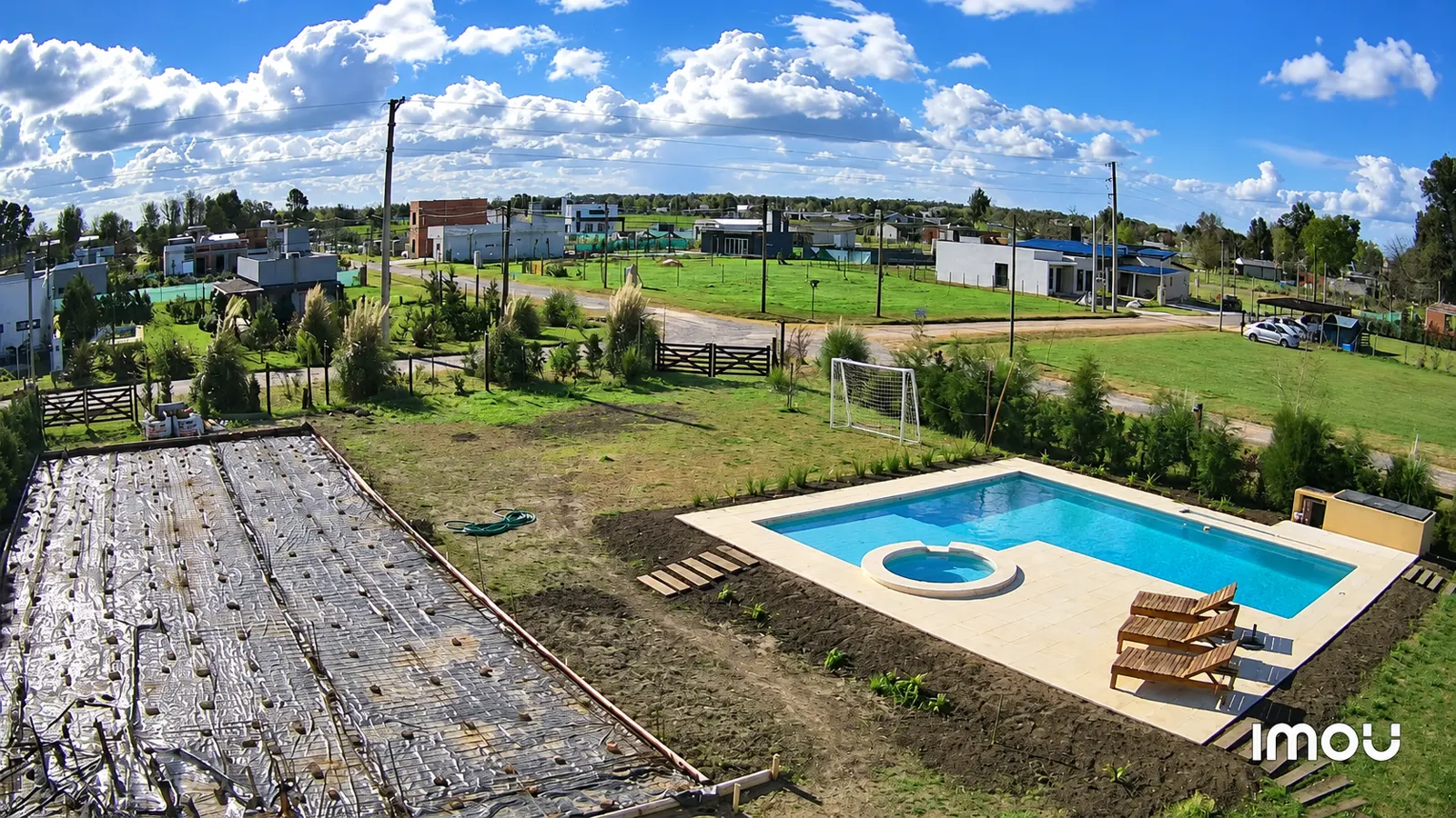 Quinta y espacios abiertos: vista captada por una cámara de seguridad